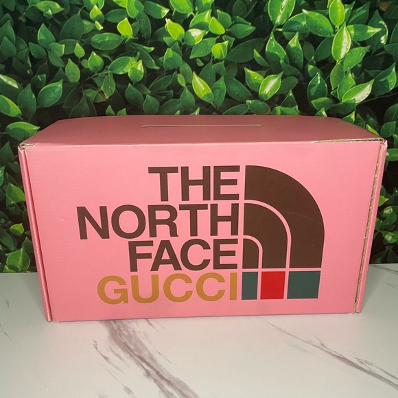 GUCCI SHOES 100% AUTHENTIC GUCCI X THE NORTH FACE SANDALS GUCCI SANDALS - Picture 15 of 15